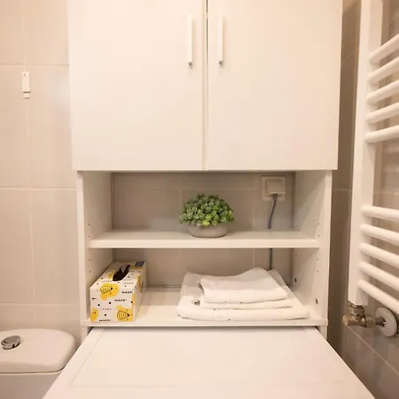 Uranus Cozy Apartmán *